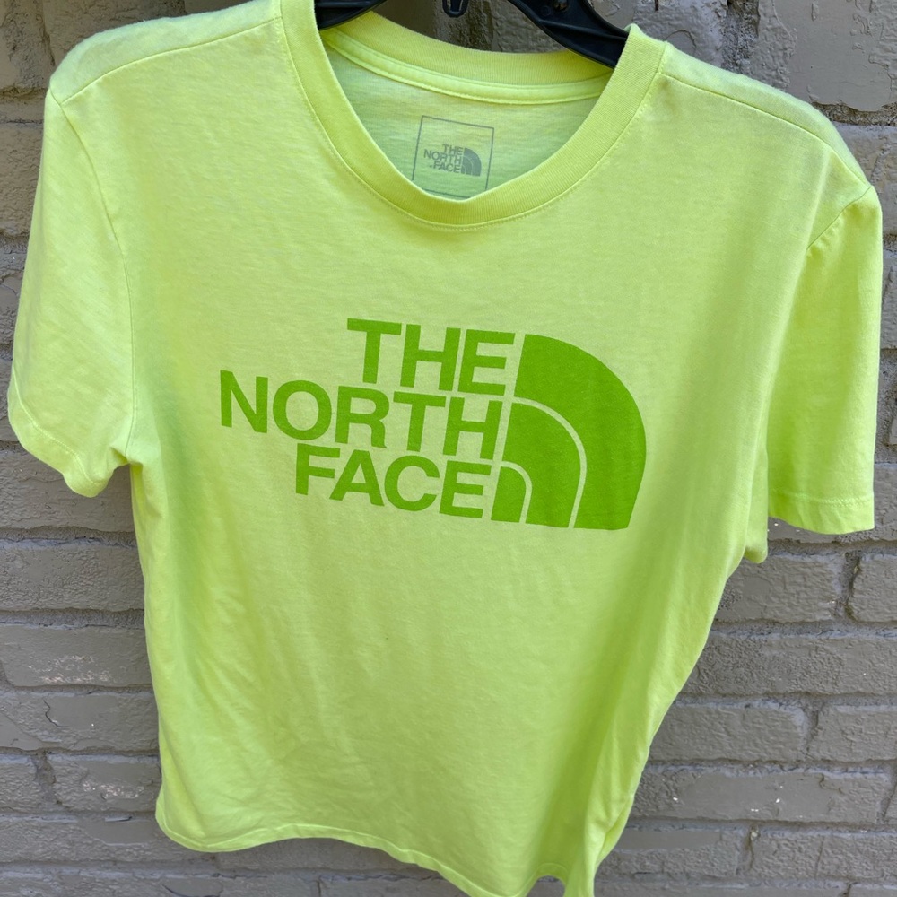 The North Face Shirt Size Medium